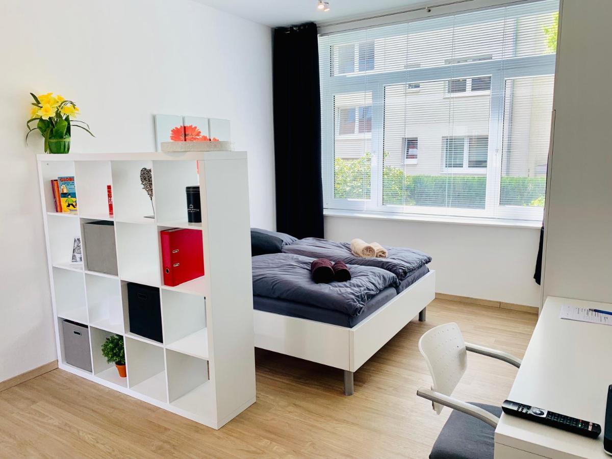 Moderner Bungalow, 20 Minuten Bis Hannover City, 24H Check-In Apartment Garbsen Luaran gambar