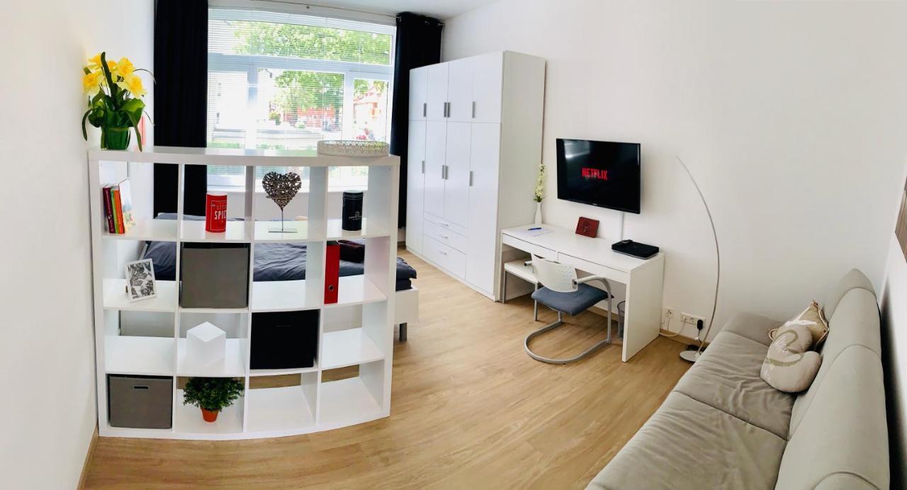 Moderner Bungalow, 20 Minuten Bis Hannover City, 24H Check-In Apartment Garbsen Luaran gambar