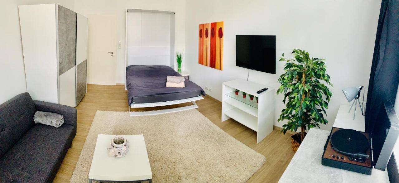 Moderner Bungalow, 20 Minuten Bis Hannover City, 24H Check-In Apartment Garbsen Luaran gambar