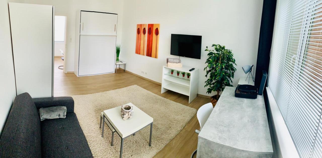 Moderner Bungalow, 20 Minuten Bis Hannover City, 24H Check-In Apartment Garbsen Luaran gambar